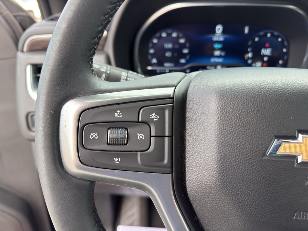 2024 Chevrolet Suburban LT