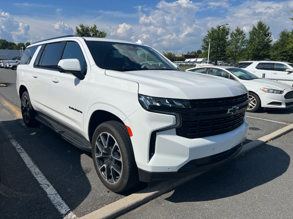 2024 Chevrolet Suburban RST
