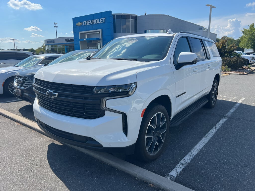 2024 Chevrolet Suburban RST