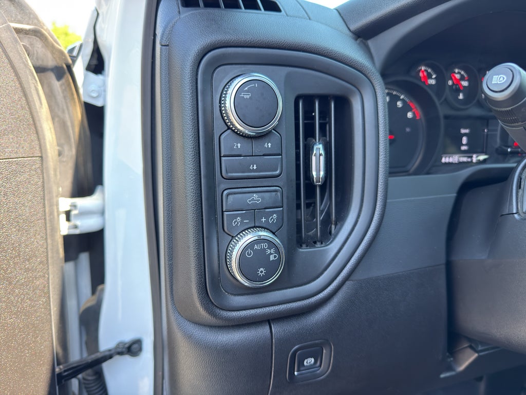 2025 GMC Sierra 2500 HD Pro