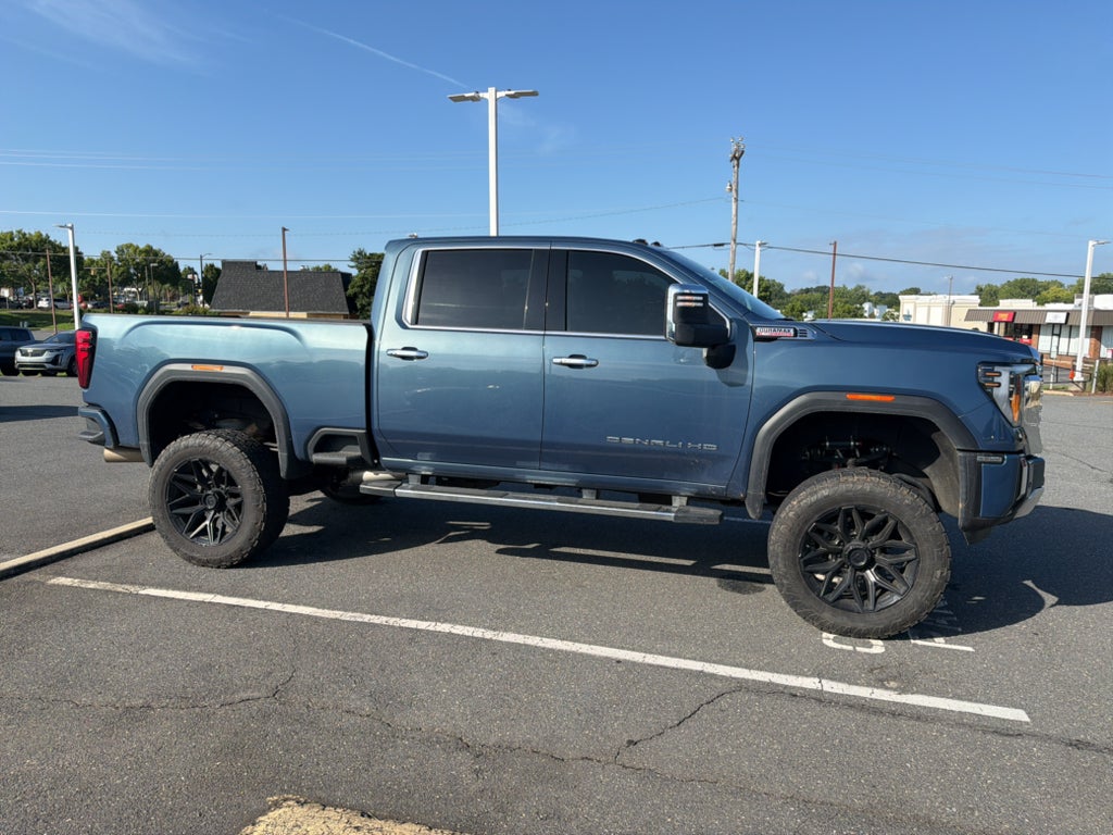 2025 GMC Sierra 3500 HD Denali