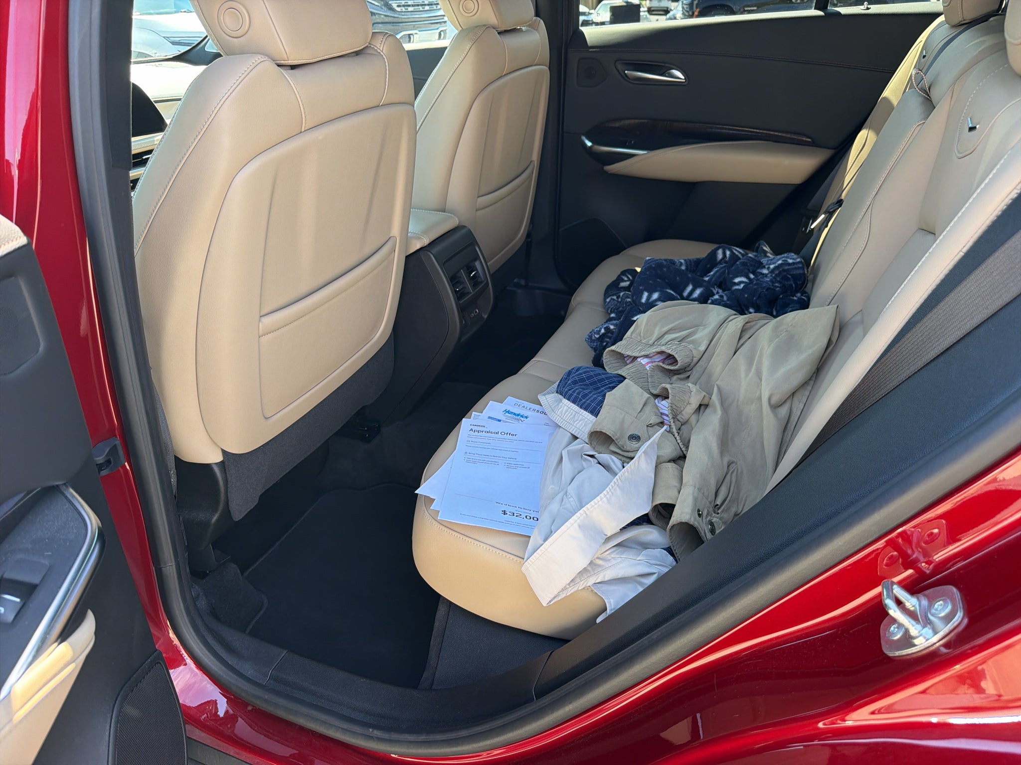 2024 Cadillac XT4 Premium Luxury