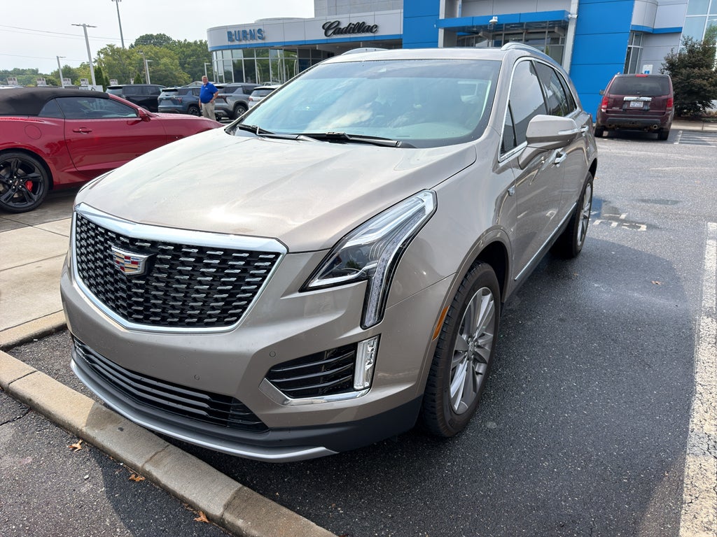 2023 Cadillac XT5 FWD Premium Luxury