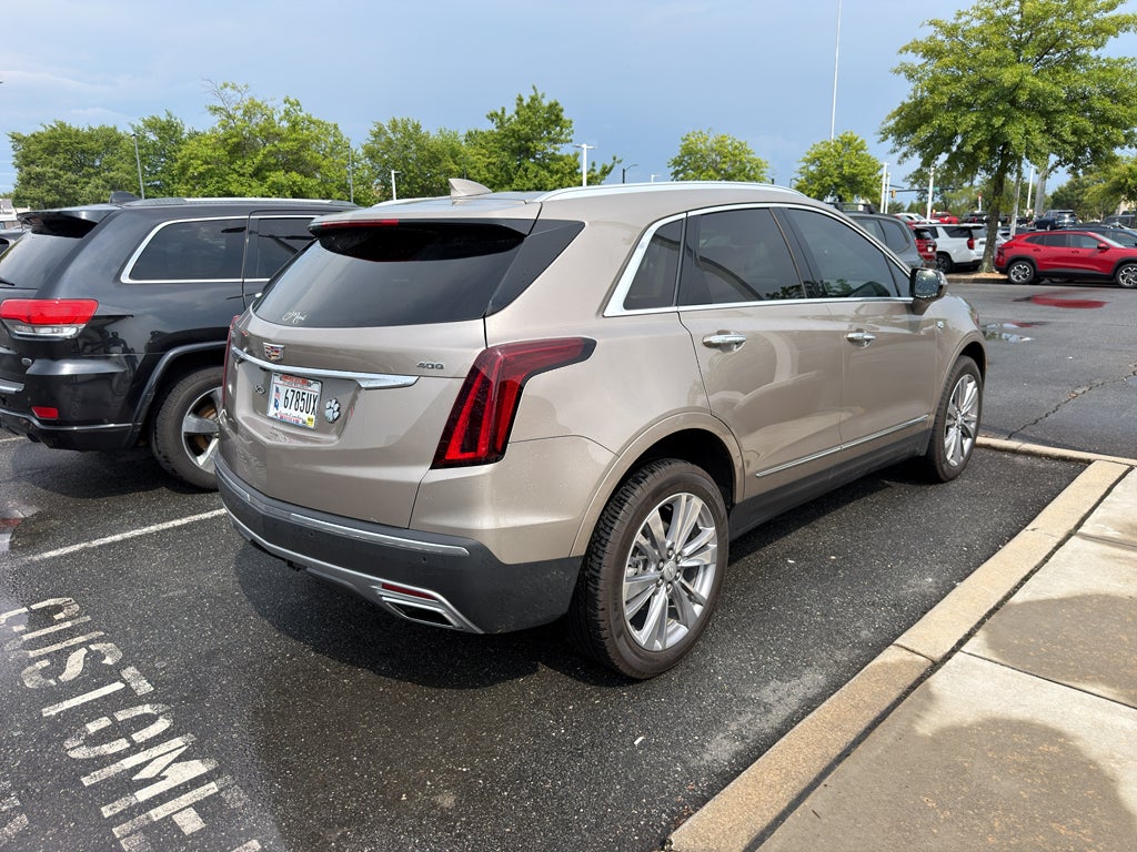 2023 Cadillac XT5 FWD Premium Luxury