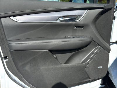 2025 Cadillac XT6 Luxury