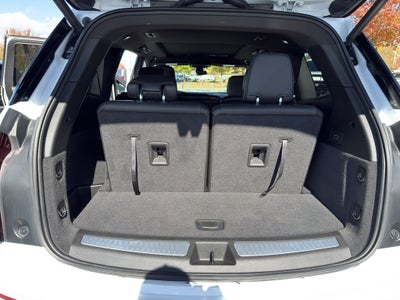 2025 Cadillac XT6 Luxury