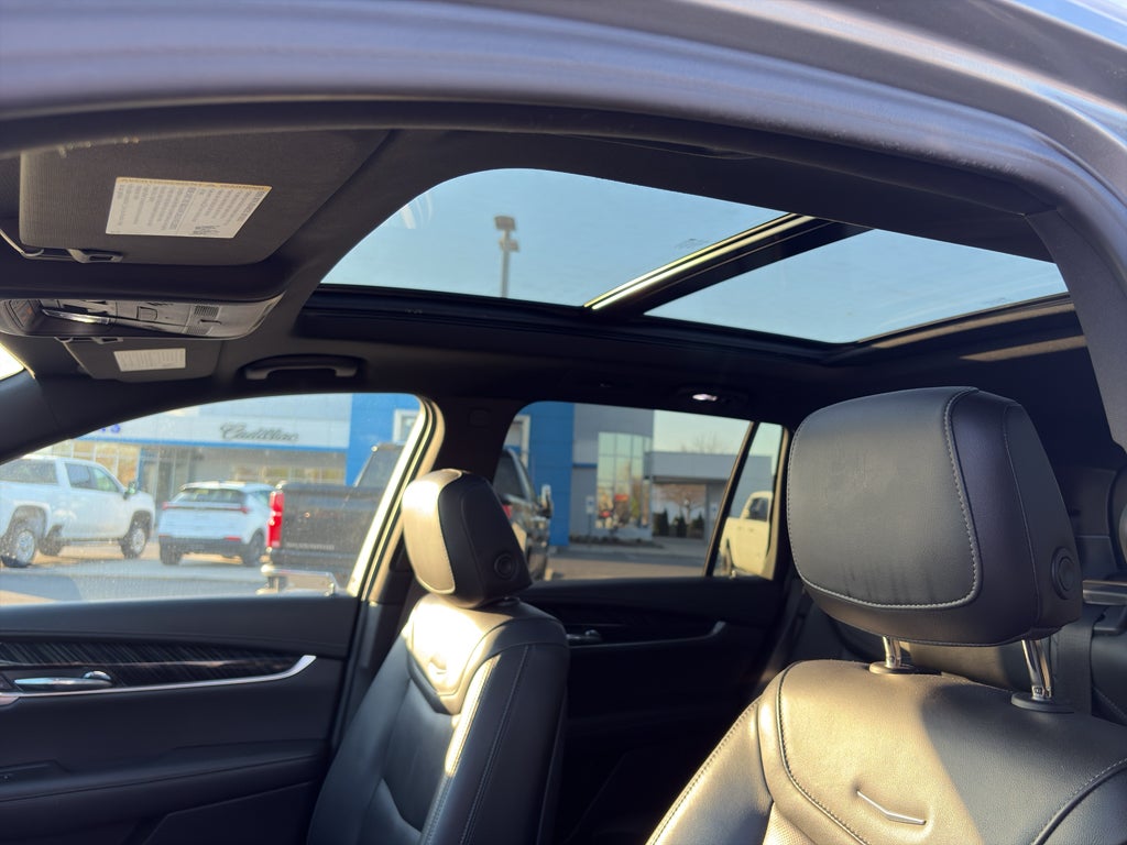 2023 Cadillac XT6 Premium Luxury