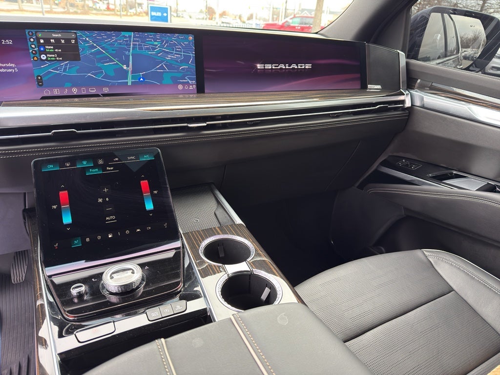 2025 Cadillac Escalade Premium Luxury