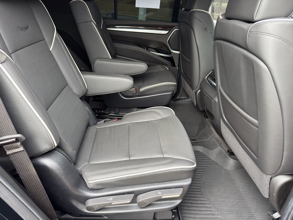 2025 Cadillac Escalade Premium Luxury