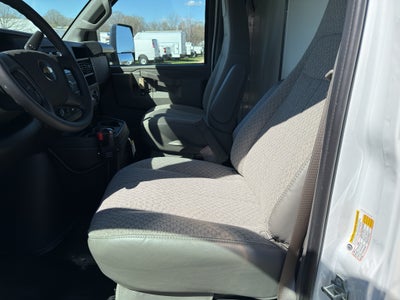 2026 Chevrolet Express Cutaway 3500 1WT