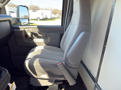 2026 Chevrolet Express Cutaway 3500 1WT