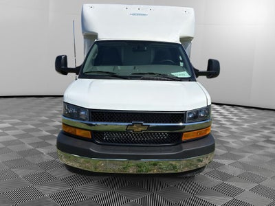 2026 Chevrolet Express Cutaway 3500 1WT