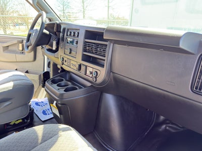 2026 Chevrolet Express Cutaway 3500 1WT