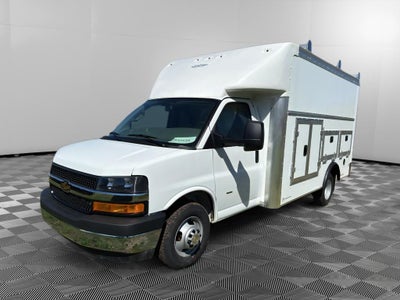 2026 Chevrolet Express Cutaway 3500 1WT