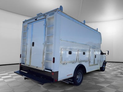 2026 Chevrolet Express Cutaway 3500 1WT