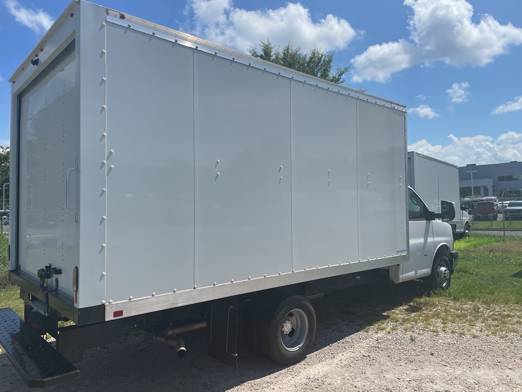 2022 Chevrolet Express Cutaway 3500 Base