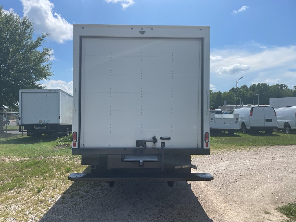 2022 Chevrolet Express Cutaway 3500 Base