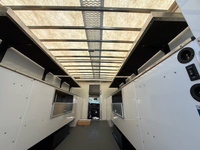 2025 Chevrolet Express Cutaway 4500 2WT