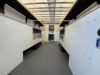 2025 Chevrolet Express Cutaway 4500 2WT