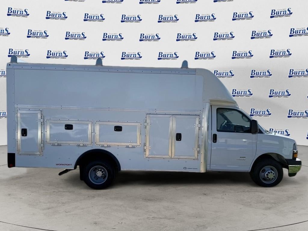2025 Chevrolet Express Cutaway 4500 2WT