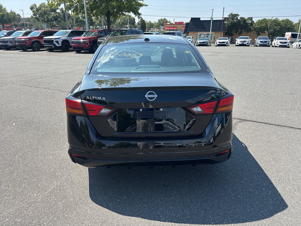 2025 Nissan Altima SV