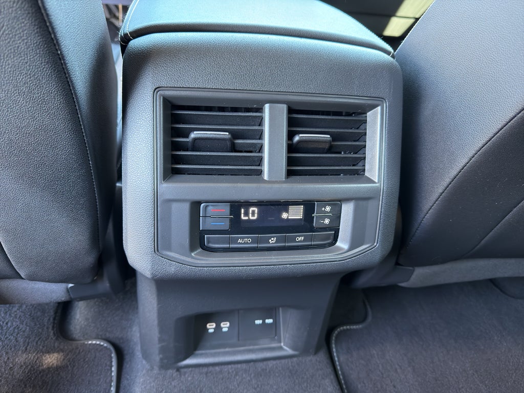 2023 Volkswagen Atlas 2.0T SE w/Technology