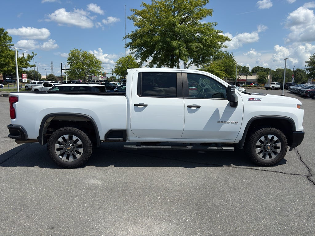 2024 Chevrolet Silverado 2500 HD Custom