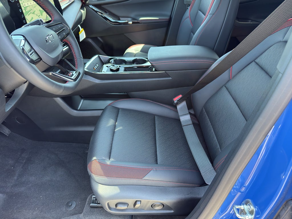 2027 Chevrolet Equinox RS - Photo 10