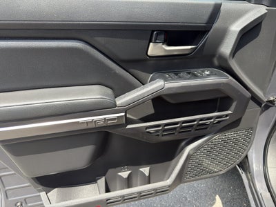 2024 Toyota Tacoma 4WD SR5