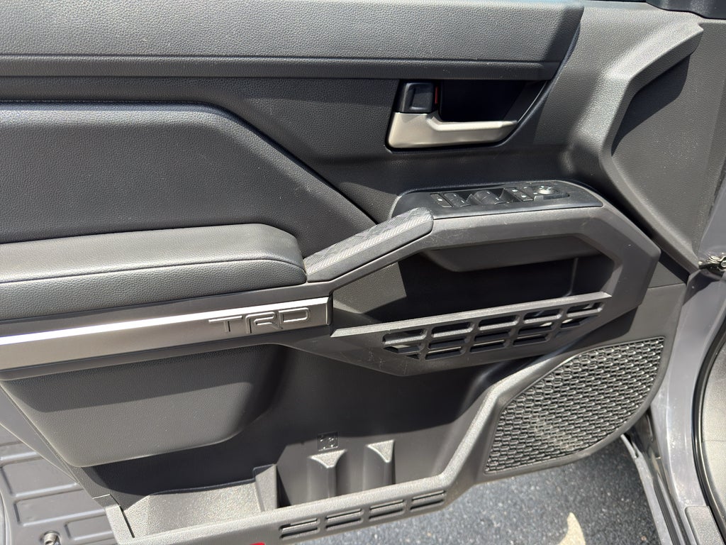 2024 Toyota Tacoma 4WD SR5