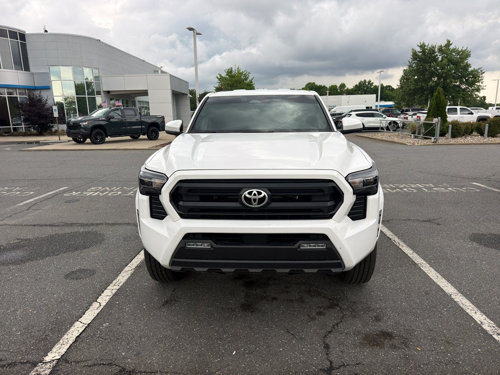 2025 Toyota Tacoma 2WD SR5