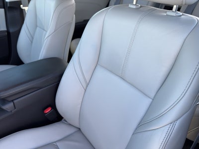 2016 Toyota Avalon Hybrid XLE Premium