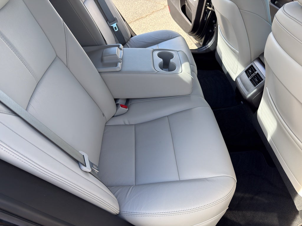 2016 Toyota Avalon Hybrid XLE Premium