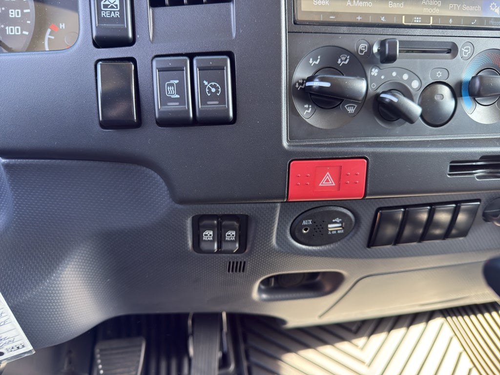 2026 Chevrolet Low Cab Forward 4500 HG 2WD Crew Cab 176"