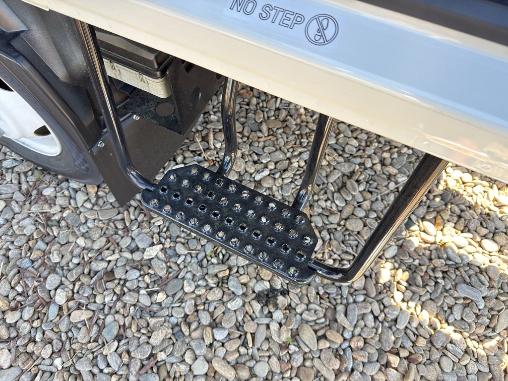 2026 Chevrolet Low Cab Forward 4500 HG 2WD Crew Cab 176"