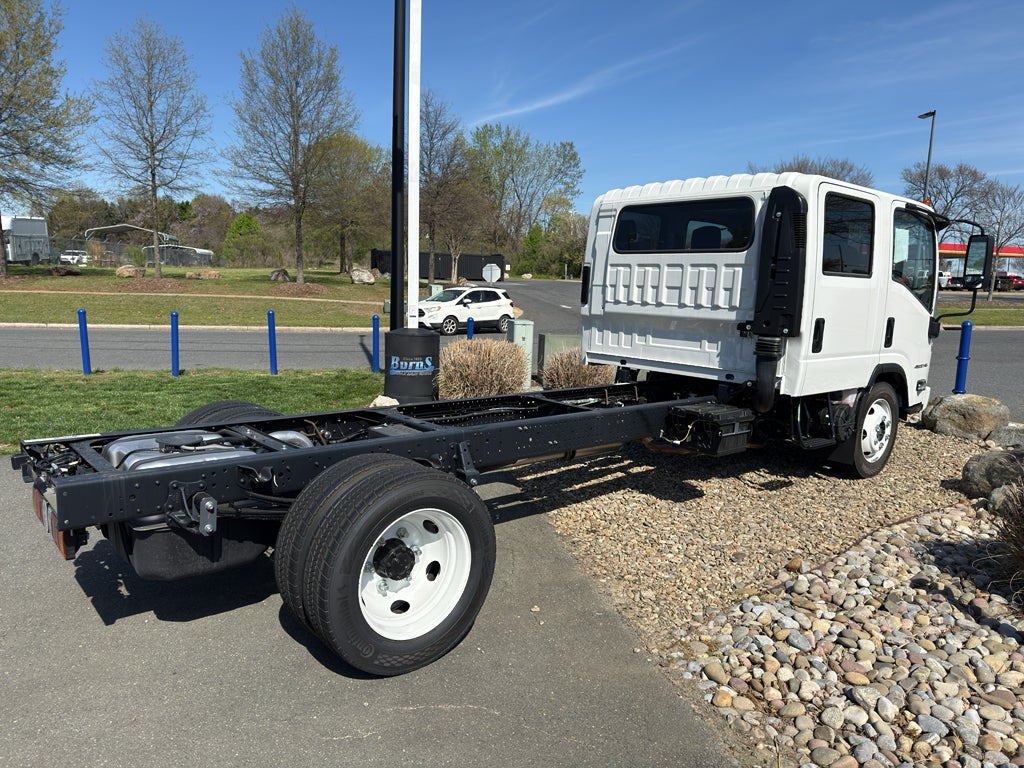 2026 Chevrolet Low Cab Forward 4500 HG 2WD Crew Cab 176"