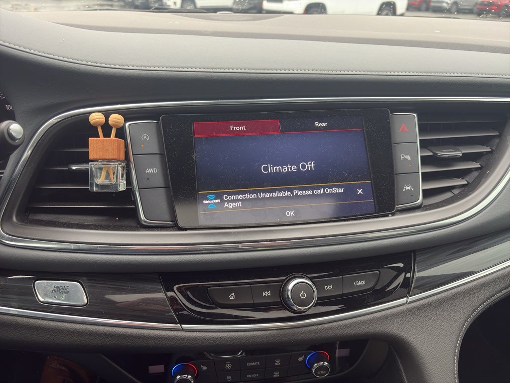 2022 Buick Enclave Essence