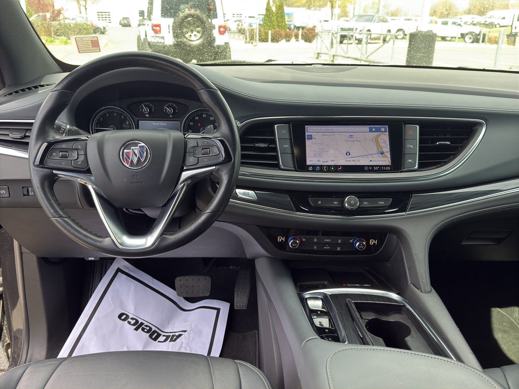 2022 Buick Enclave Essence