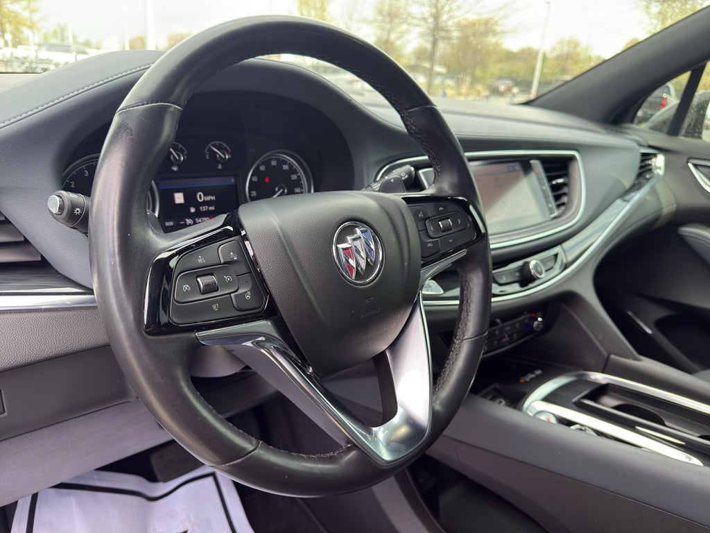 2022 Buick Enclave Essence