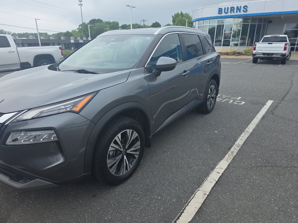 2022 Nissan Rogue SV
