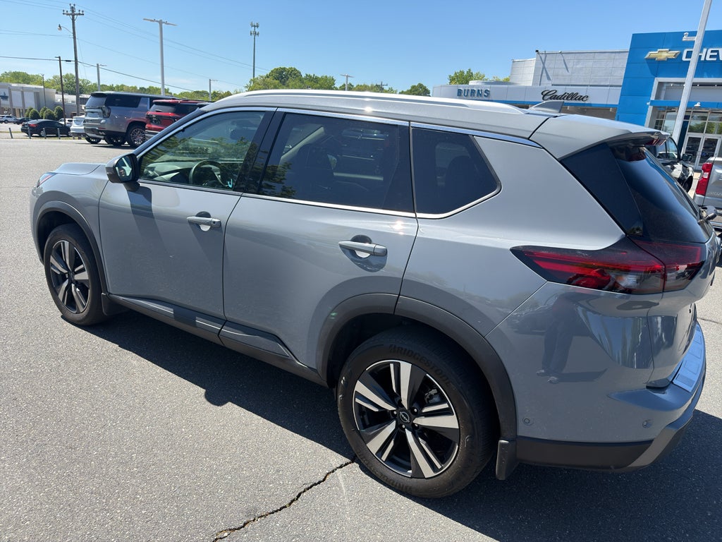 2024 Nissan Rogue SL