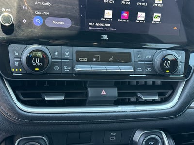 2025 Toyota Grand Highlander Hybrid XLE