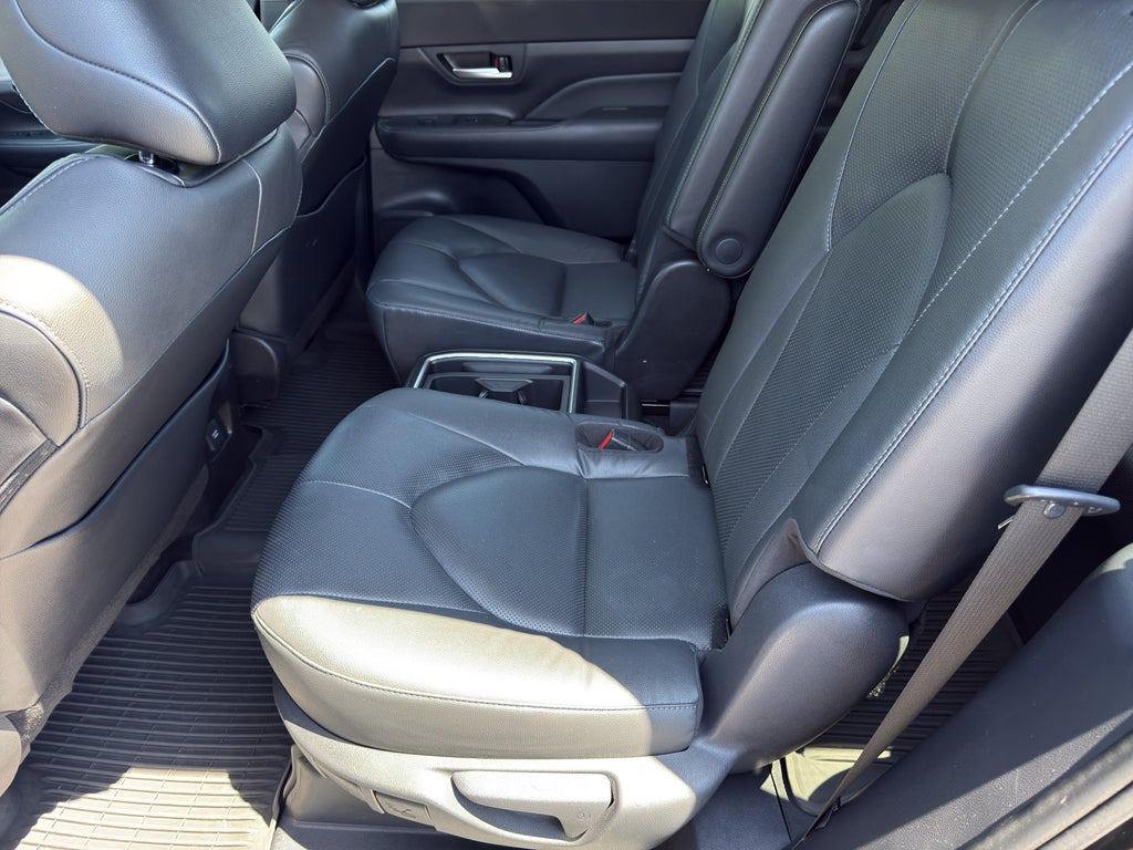 2025 Toyota Grand Highlander Hybrid XLE
