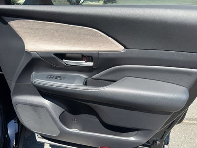 2025 Toyota Grand Highlander Hybrid XLE