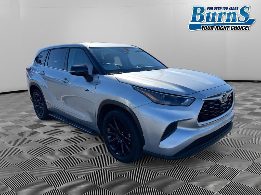 2022 Toyota Highlander L