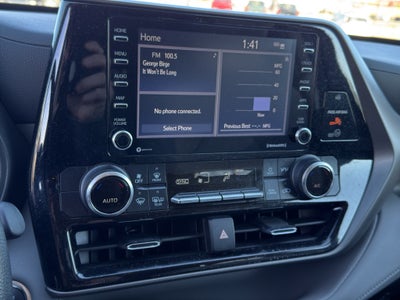 2022 Toyota Highlander L