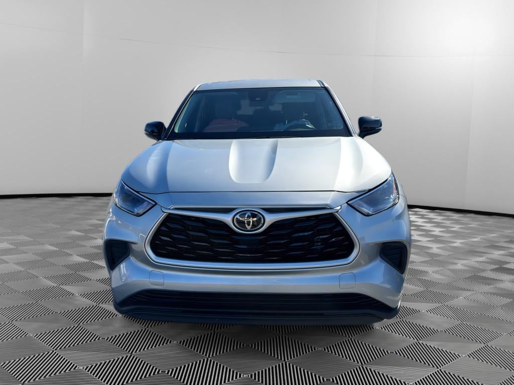 2022 Toyota Highlander L