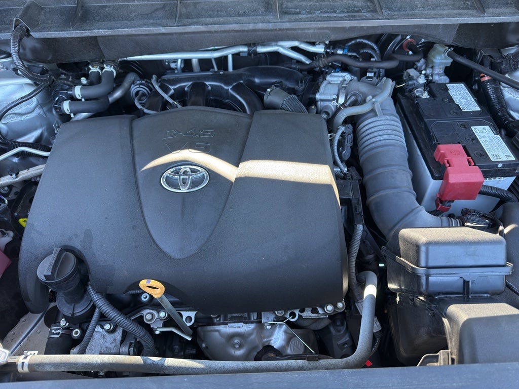 2022 Toyota Highlander L