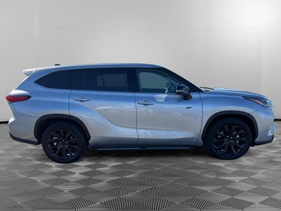 2022 Toyota Highlander L