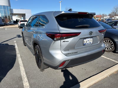 2022 Toyota Highlander L